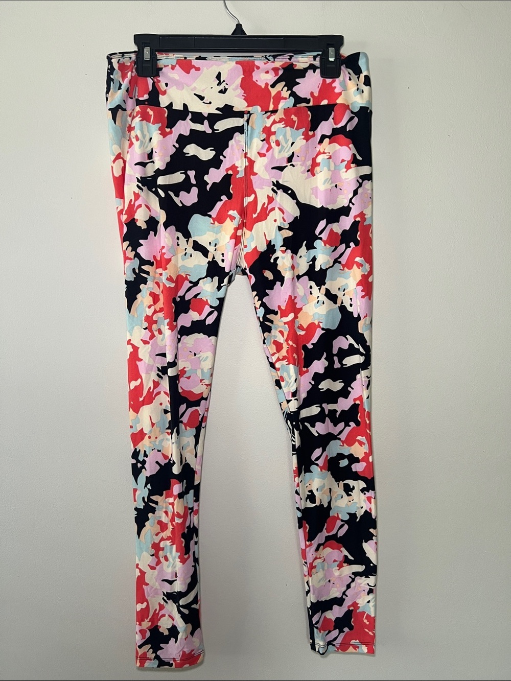 LuLaRoe Multi-Color Abstract Print Leggings - Black, Red, Pink, Blue, Cream